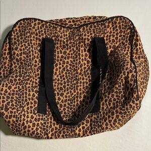 Chic Leopard Print Tote with Black Straps
